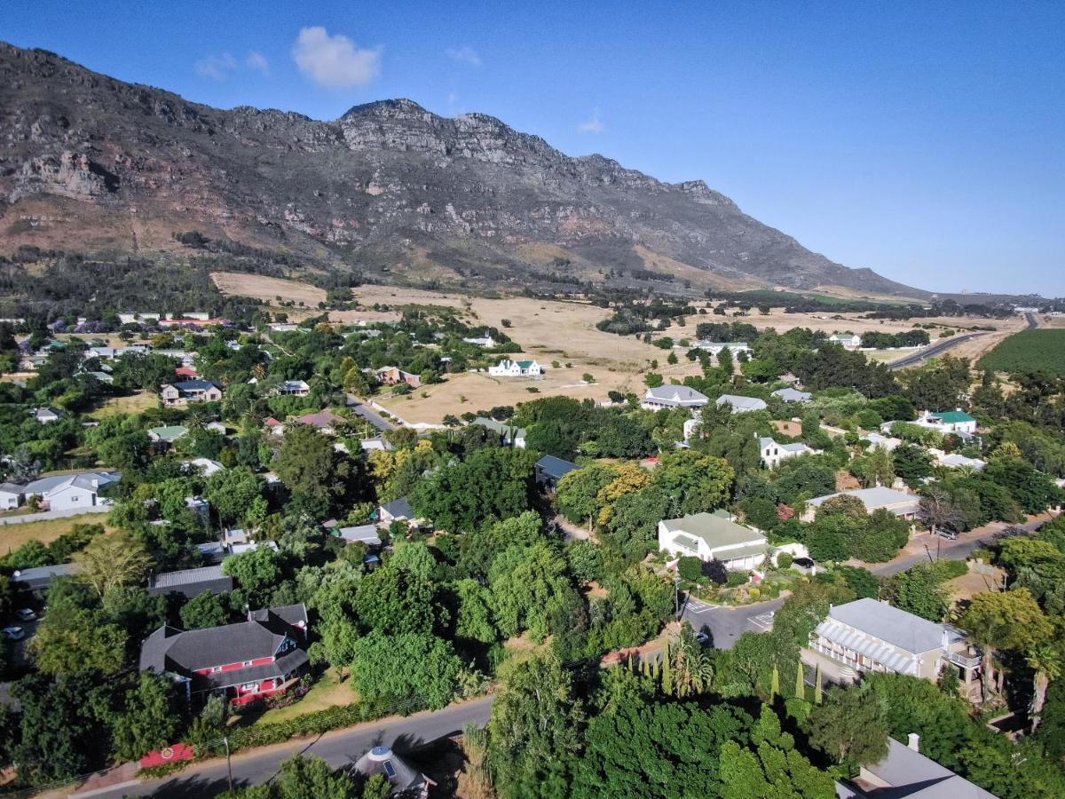 Hotel Ruby Rose Riebeek-West Exterior foto